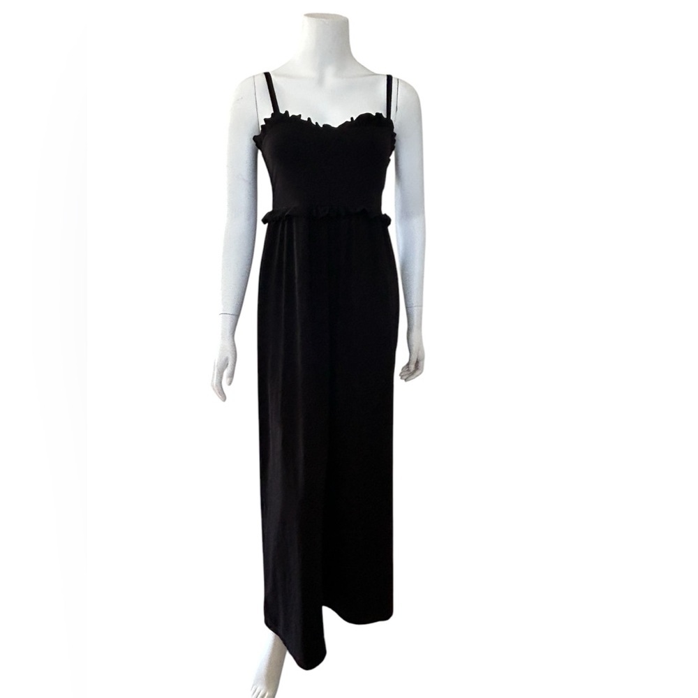 Elegant Black Maxi Dress